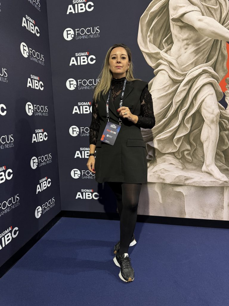 fabiola olaso smartlatam podcast tools